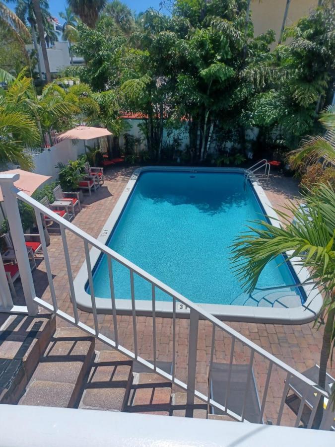 The Big Coconut Guesthouse - Gay Men'S Resort Fort Lauderdale Exterior foto